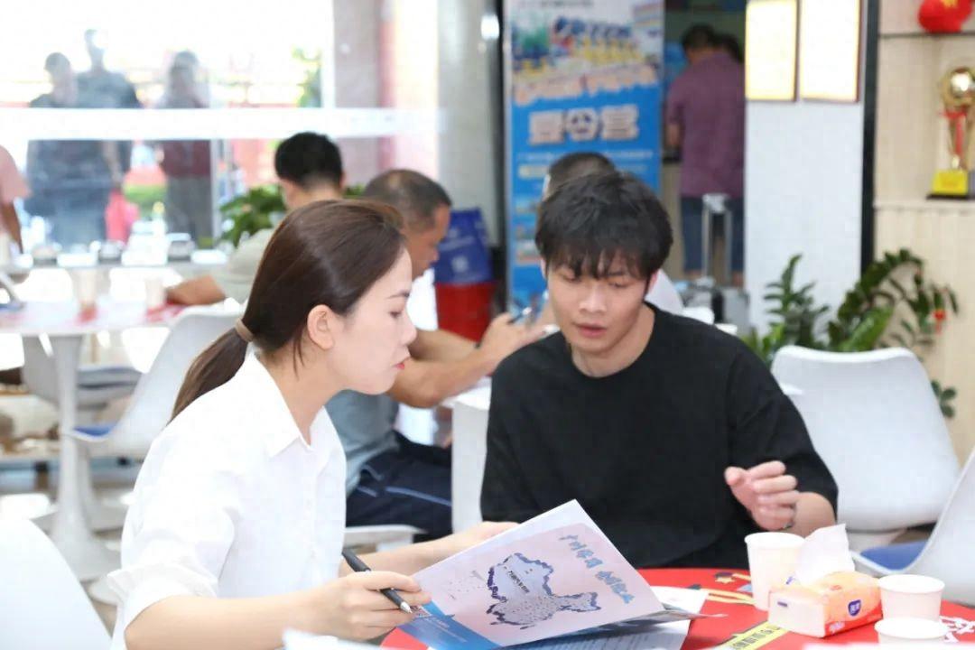 有前途的技能是什么？从农民工到企业家，学习汽车美容是对的！